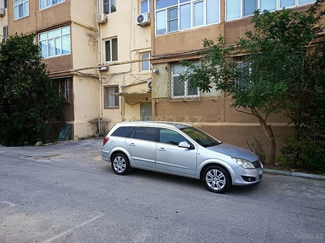 Opel Astra 2010, 348,000 km - 1.3 l - Bakı