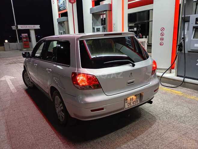 Mitsubishi Airtrek 2002, 234,123 km - 2.0 л - Sumqayıt