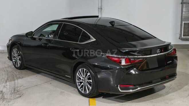 Lexus ES 300h 2021, 88,000 km - 2.5 л - Bakı