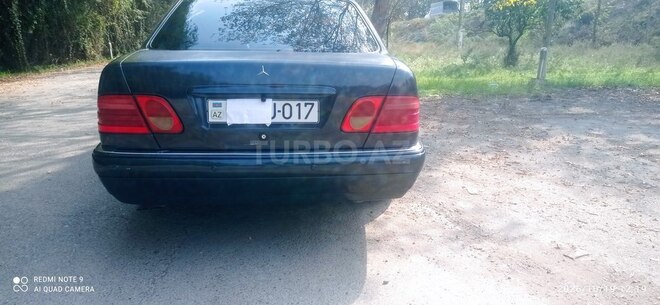 Mercedes E 280 1996, 465,668 km - 2.8 l - Sabirabad