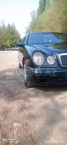 Mercedes E 280 1996, 465,668 km - 2.8 l - Sabirabad