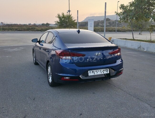 Hyundai Elantra 2018, 106,000 km - 2.0 л - Bakı