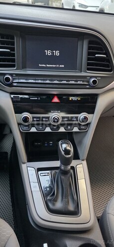 Hyundai Elantra 2018, 106,000 km - 2.0 л - Bakı