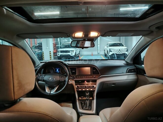 Hyundai Elantra 2019, 118,000 km - 2.0 l - Bakı
