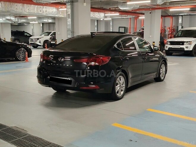 Hyundai Elantra 2019, 118,000 km - 2.0 l - Bakı
