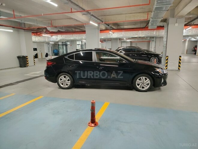 Hyundai Elantra 2019, 118,000 km - 2.0 l - Bakı