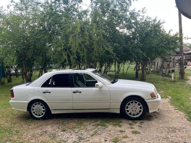 Mercedes C 230 1998, 374,000 km - 2.3 l - Biləsuvar