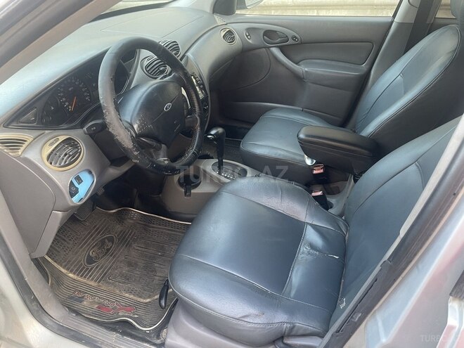 Ford Focus 2001, 290,258 km - 2.0 л - Bakı