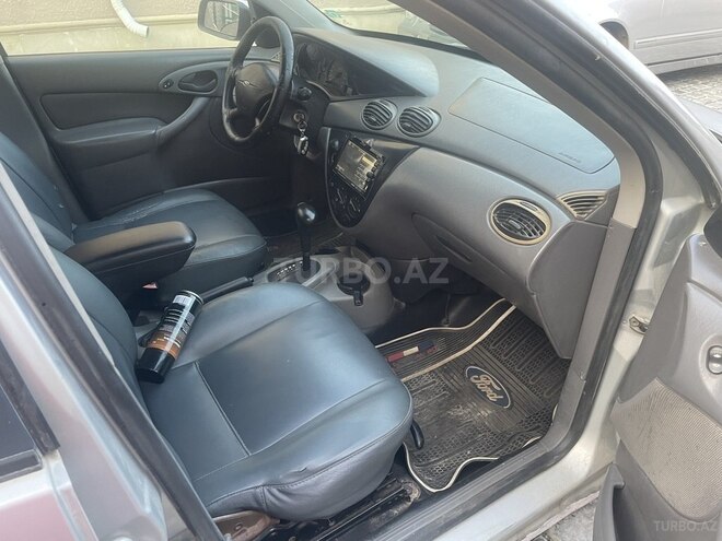 Ford Focus 2001, 290,258 km - 2.0 л - Bakı