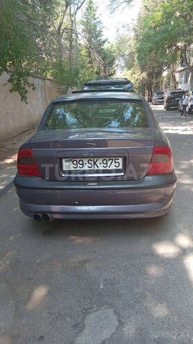 Opel Vectra 1996, 215,417 km - 2.0 l - Bakı