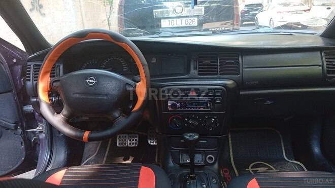 Opel Vectra 1996, 215,417 km - 2.0 l - Bakı