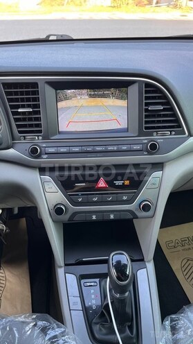 Hyundai Elantra 2017, 131,000 km - 2.0 л - Bakı