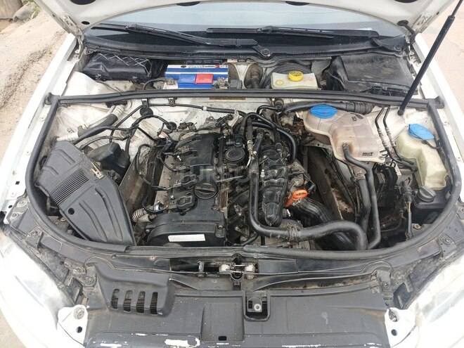 Audi A4 2007, 350,000 km - 2.0 л - Masallı