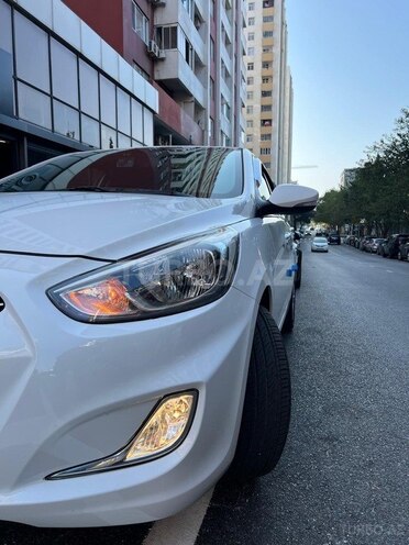Hyundai Accent 2017, 72,000 km - 1.4 л - Bakı