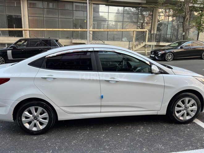 Hyundai Accent 2017, 72,000 km - 1.4 л - Bakı