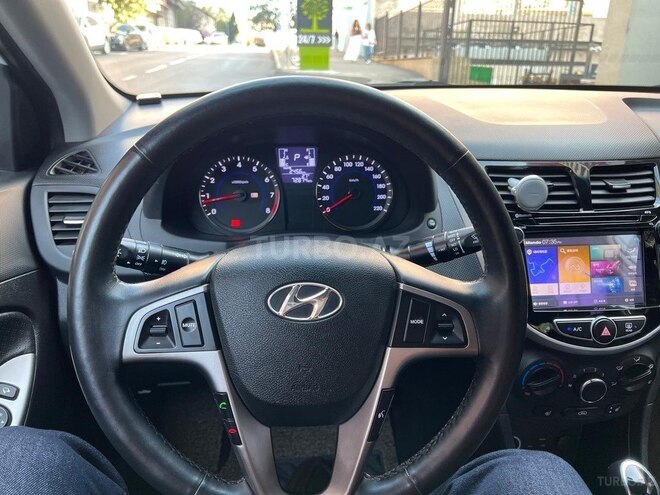 Hyundai Accent 2017, 72,000 km - 1.4 л - Bakı