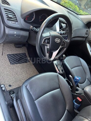 Hyundai Accent 2017, 72,000 km - 1.4 л - Bakı