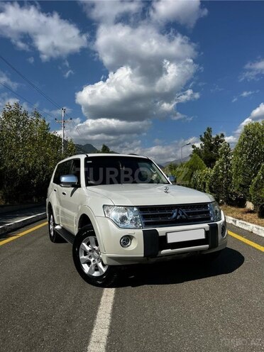 Mitsubishi Pajero 2010, 190,000 km - 3.5 л - Qəbələ