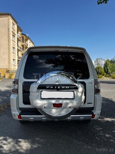 Mitsubishi Pajero 2010, 190,000 km - 3.5 л - Qəbələ