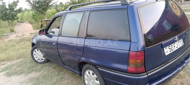 Opel Astra 1997, 586,000 km - 1.6 l - Sabirabad