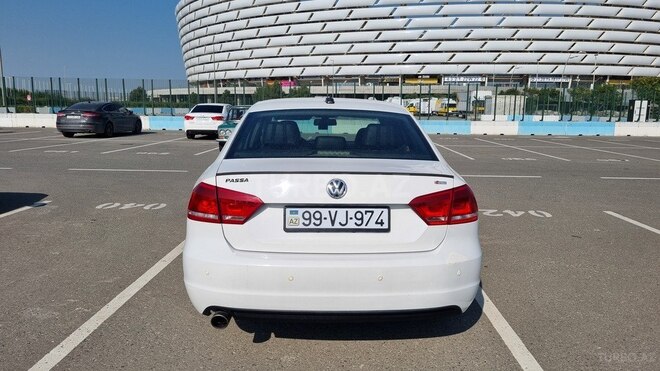 Volkswagen Passat 2012, 255,886 km - 2.5 л - Bakı