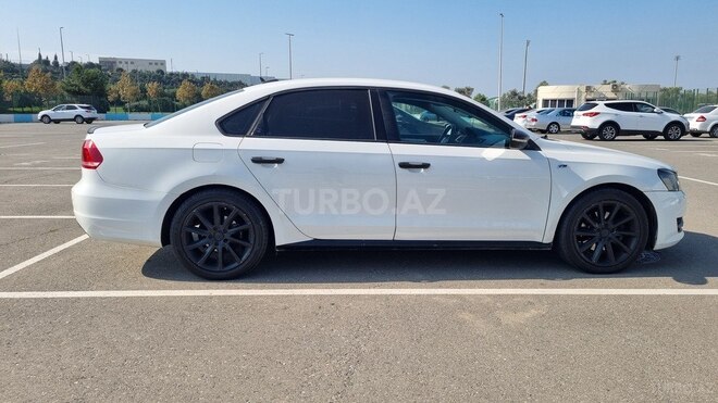 Volkswagen Passat 2012, 255,886 km - 2.5 л - Bakı