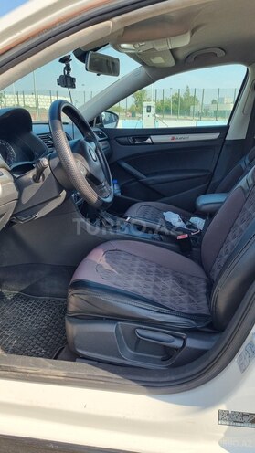 Volkswagen Passat 2012, 255,886 km - 2.5 л - Bakı