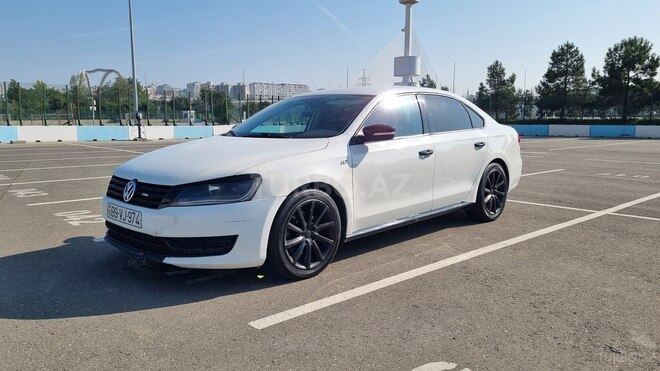 Volkswagen Passat 2012, 255,886 km - 2.5 л - Bakı
