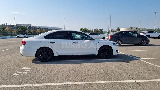 Volkswagen Passat 2012, 255,886 km - 2.5 л - Bakı