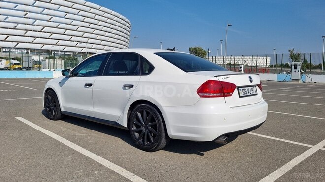 Volkswagen Passat 2012, 255,886 km - 2.5 л - Bakı