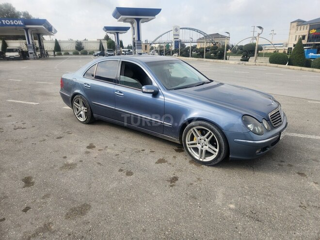 Mercedes E 320 2002, 296,000 km - 3.2 л - Bakı