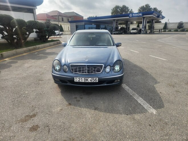 Mercedes E 320 2002, 296,000 km - 3.2 л - Bakı