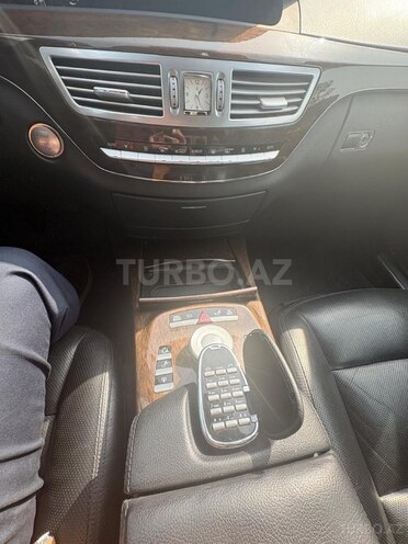 Mercedes S 350 4MATIC 2009, 216,772 km - 3.5 l - Bakı