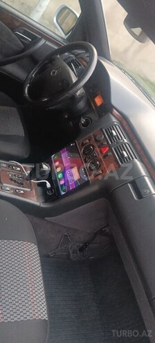 Mercedes E 220 2001, 450,000 km - 2.2 l - Bakı