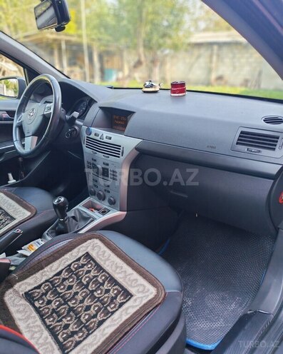 Opel Astra 2009, 245,314 km - 1.3 l - Qəbələ