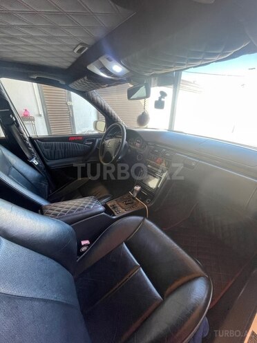 Mercedes E 320 2000, 205,000 km - 3.2 l - Bakı