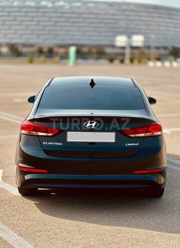 Hyundai Elantra 2017, 110,000 km - 2.0 l - Bakı