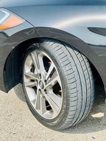 Hyundai Elantra 2017, 110,000 km - 2.0 l - Bakı