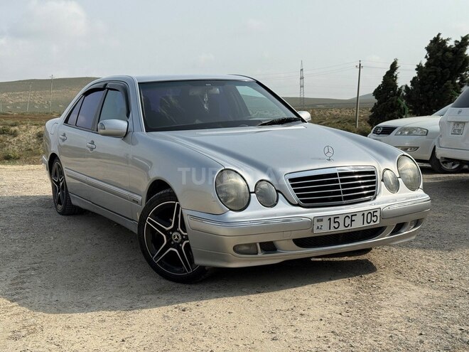 Mercedes E 220 2000, 480,000 km - 2.2 л - Sumqayıt