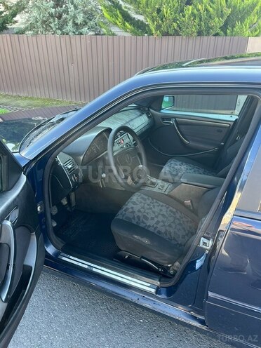 Mercedes C 220 1998, 79,000 km - 2.2 л - Zaqatala