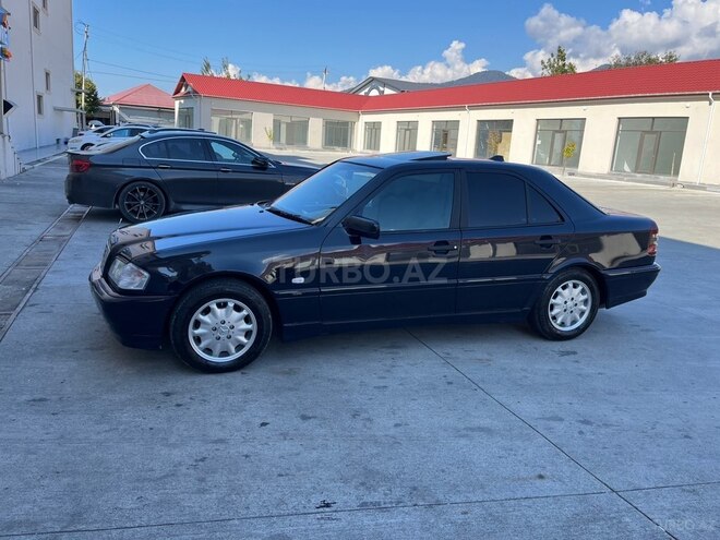 Mercedes C 220 1998, 79,000 km - 2.2 л - Zaqatala
