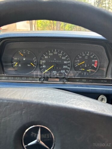 Mercedes 190 1990, 296,666 km - 2.0 л - Bakı