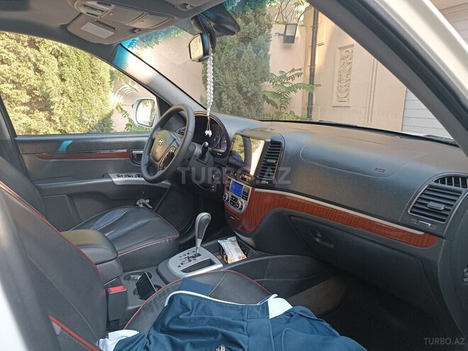 Hyundai Santa Fe 2009, 235,200 km - 2.7 l - Bakı
