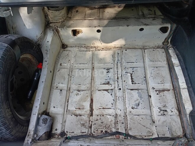 LADA (VAZ) 2107 2006, 80,207 km - 1.6 л - Sabirabad