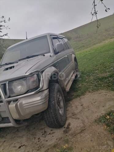 Mitsubishi Pajero 1993, 345,000 km - 2.8 l - Bakı
