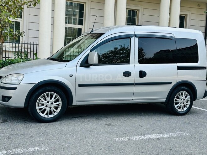 Opel Combo 2011, 301,000 km - 1.3 л - Bakı
