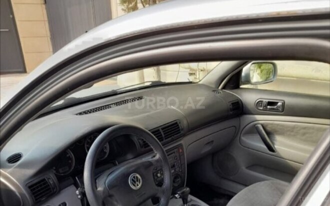 Volkswagen Passat 2001, 200,000 km - 1.8 l - Bakı