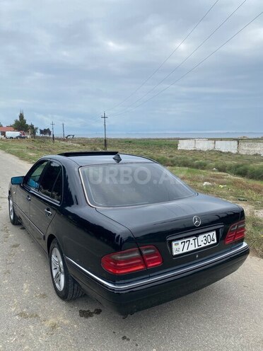 Mercedes E 280 1999, 430,000 km - 2.8 л - Bakı