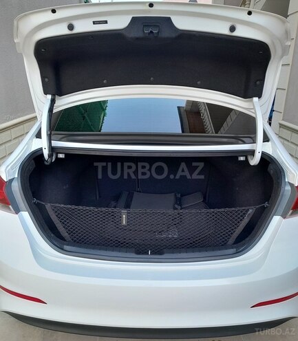 Hyundai Elantra 2016, 117,180 km - 2.0 l - Bakı