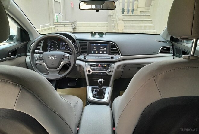 Hyundai Elantra 2016, 117,180 km - 2.0 l - Bakı